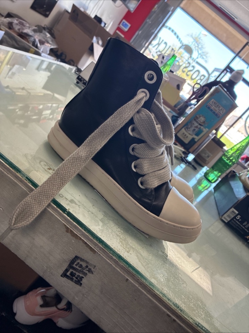 Men’s High-Top Black White Leather Sneakers Lace-Up Side Zipper SZ 43 No Box